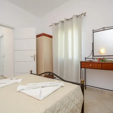 Aparthotel Gaitani Plaka Naxos Mikri Vigla